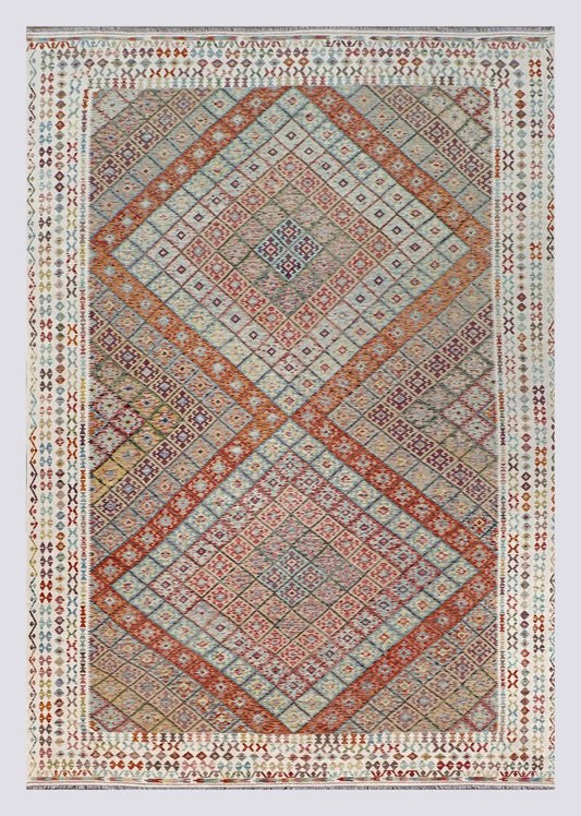 Beige kilim rug with diamond medallion pattern, geometric border, large rectangle.